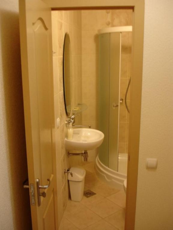 Sinay Hotel Poltava Værelse billede